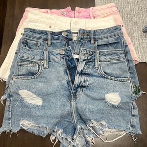 🌟BUNDLE🌟4 pairs of jean shorts! 4 for $30!!